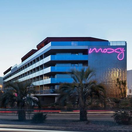 Moxy La Ciotat Hotell Exteriör bild
