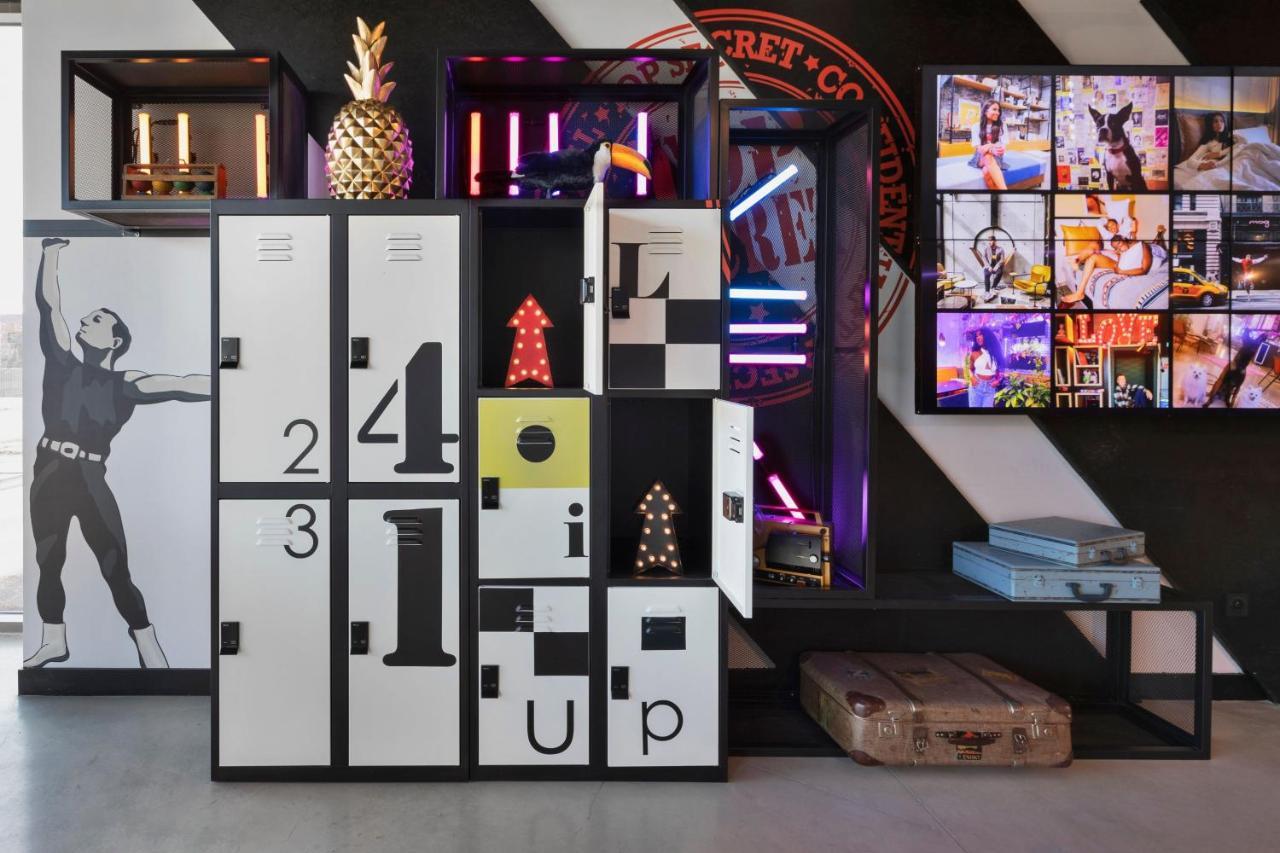 Moxy La Ciotat Hotell Exteriör bild