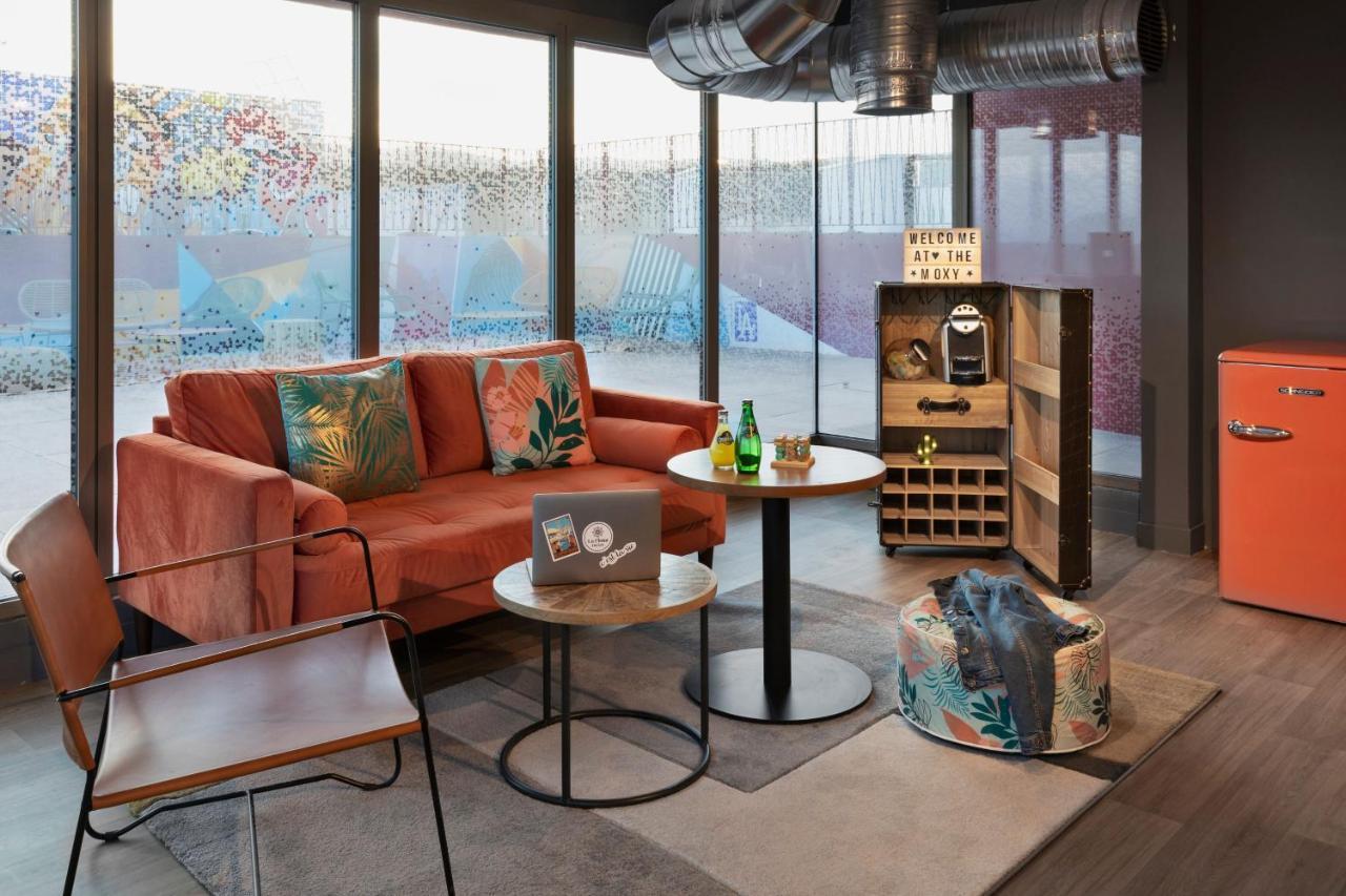 Moxy La Ciotat Hotell Exteriör bild