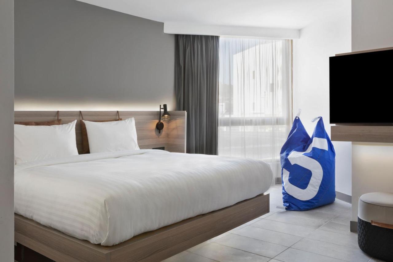 Moxy La Ciotat Hotell Exteriör bild