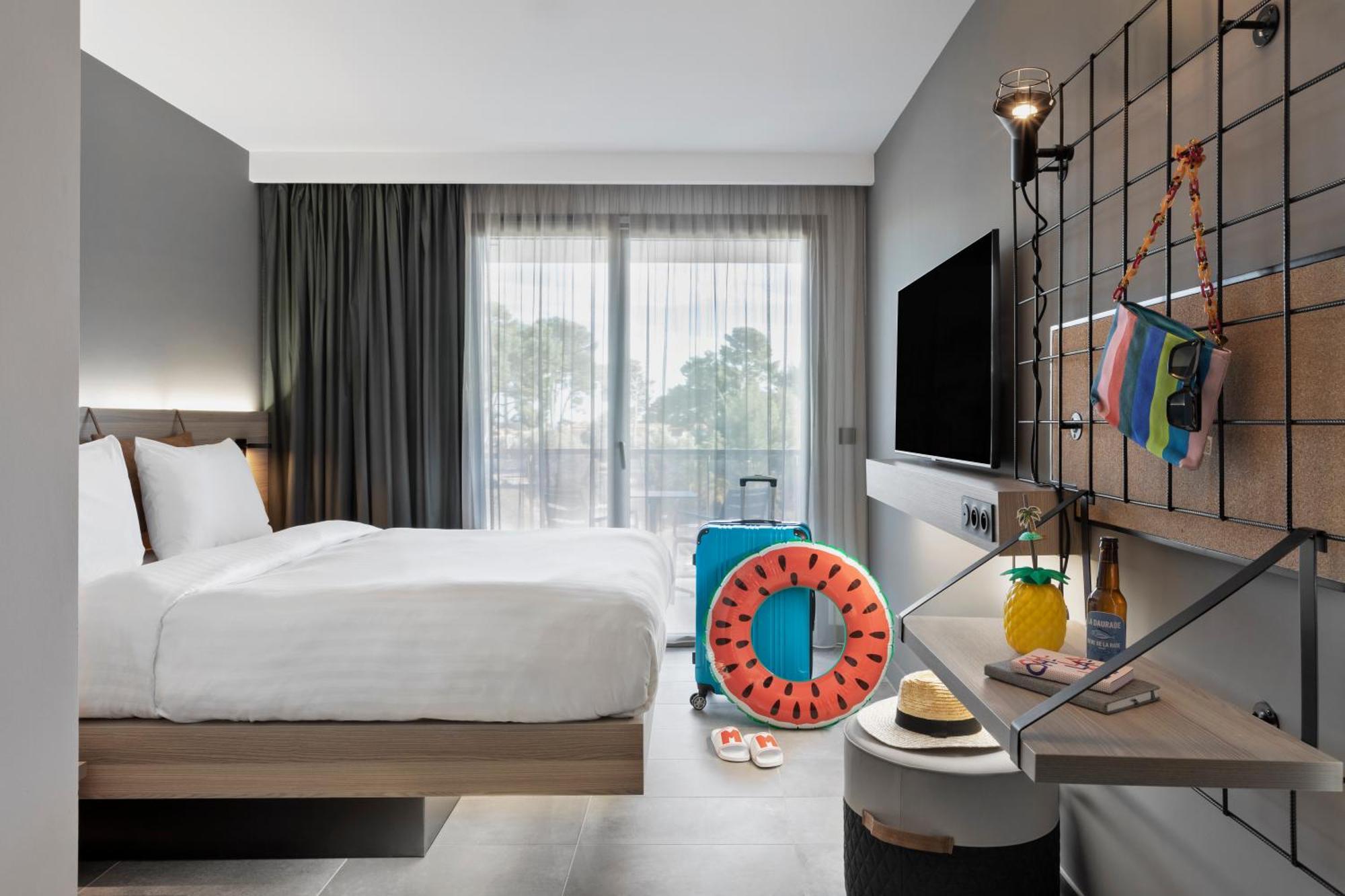 Moxy La Ciotat Hotell Exteriör bild