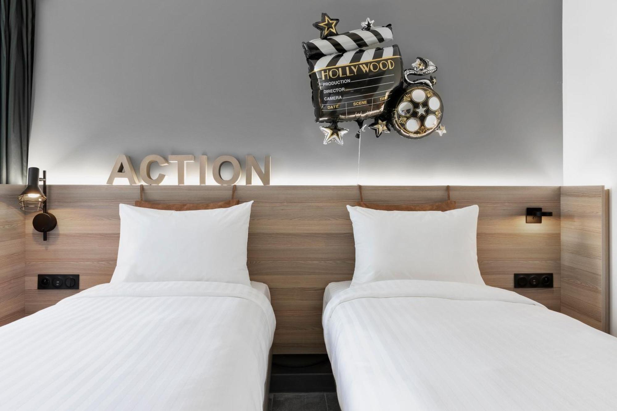 Moxy La Ciotat Hotell Exteriör bild