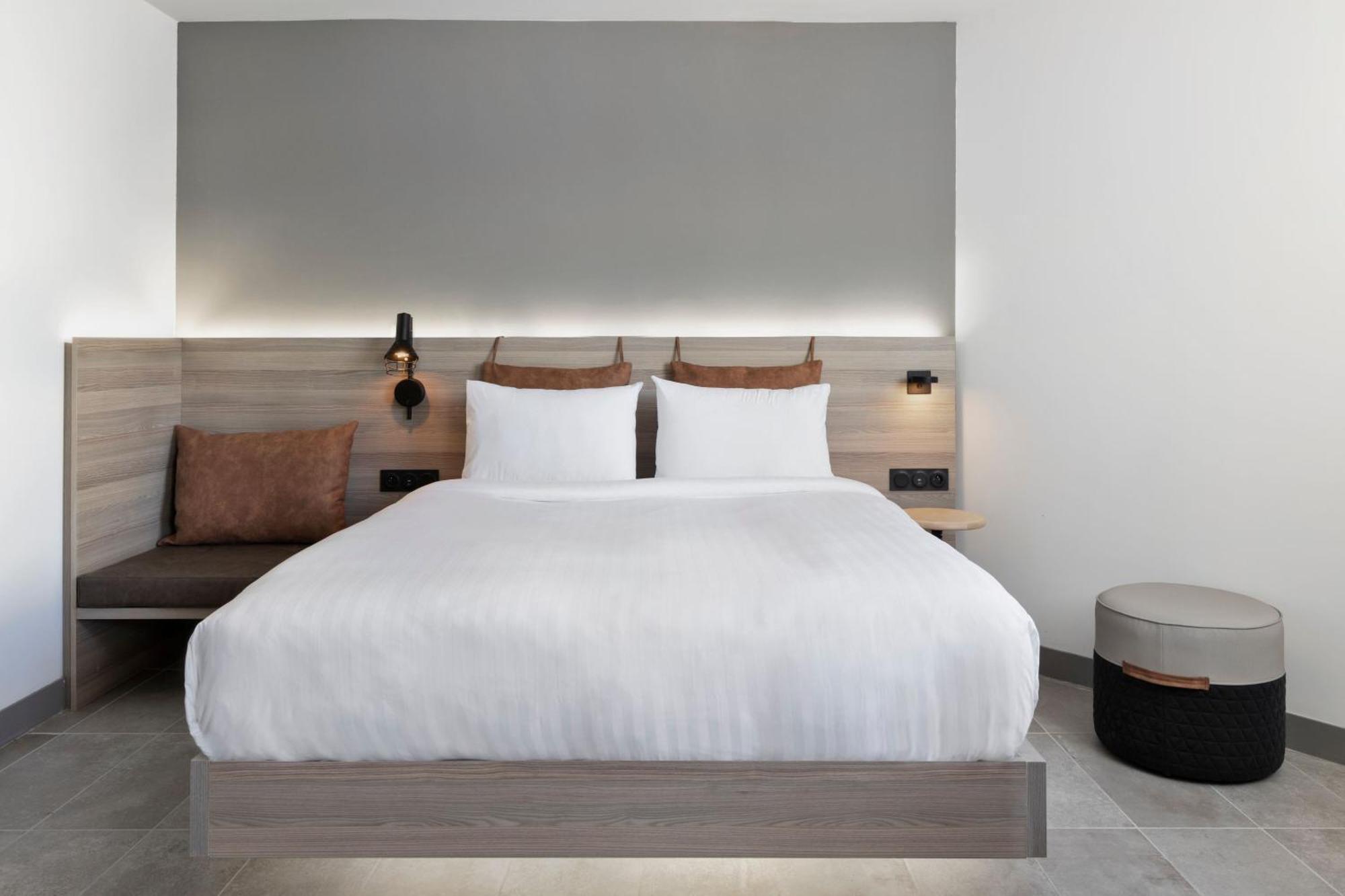 Moxy La Ciotat Hotell Exteriör bild
